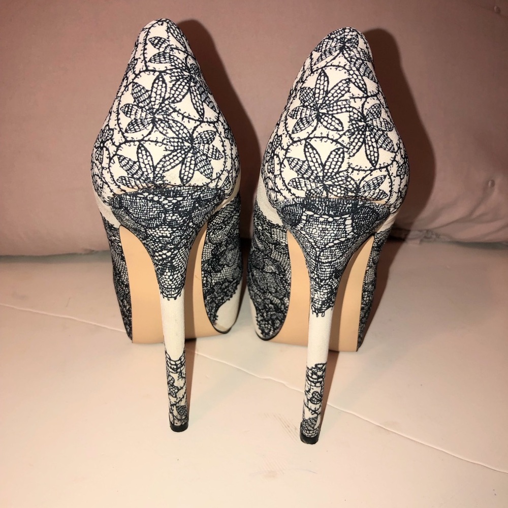 Steve Madden Dejavú Platforms Pumps Black Lace Over Almond Tone - Picture 10 of 12